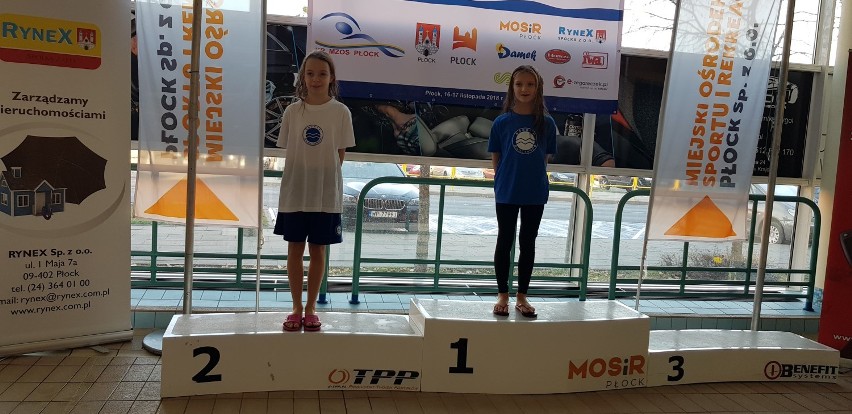 15 medalowych lokat pływaków UKP Wodnik Włocławek podczas zawodów w Płocku [zdjęcia]