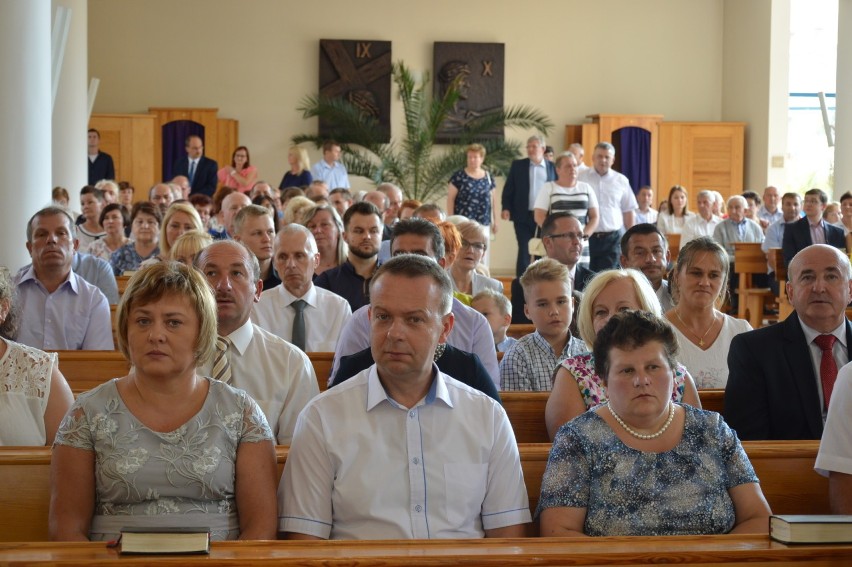 Pary małżeńskie z 25-letnim stażem świętowały jubileusz w kościele seminaryjnym w Opolu 