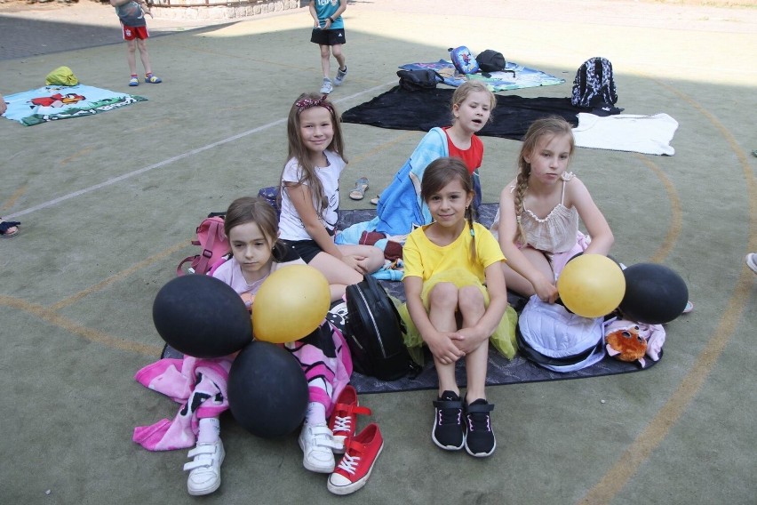 Piknik z pokazem talentów zorganizowano w Szkole Podstawowej...