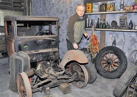 Wraz z Muzeum Motoryzacji zniknie także replika warsztatu...