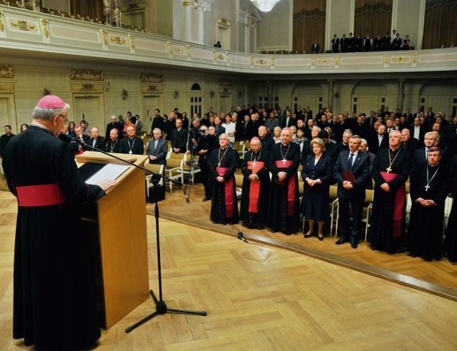 Około dwustu teologów gościło wczoraj w auli UAM