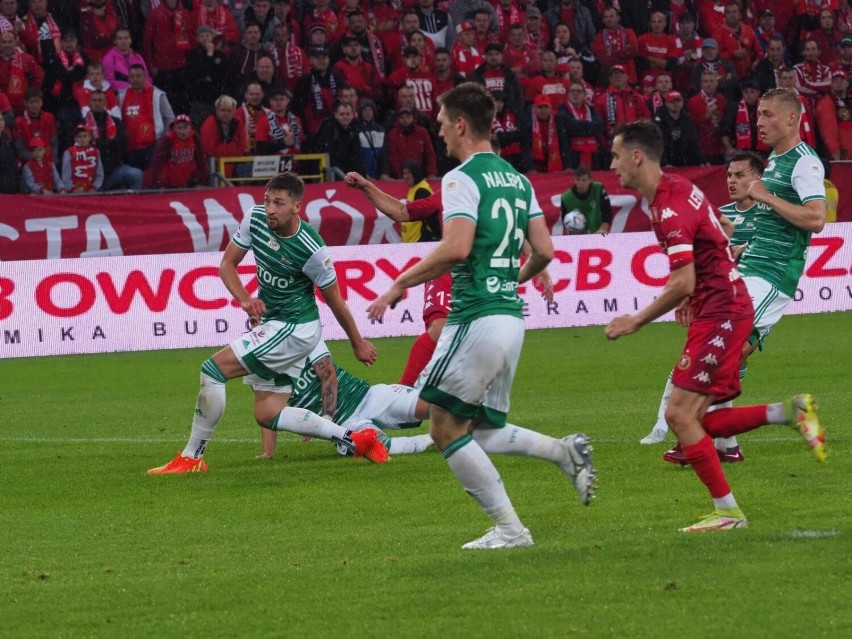 Widzew Łódź - Lechia Gdańsk 31.07.2022 r. Oceniamy piłkarzy biało-zielonych. Flavio Paixao pokazał klasę, a Michał Buchalik uratował wygraną