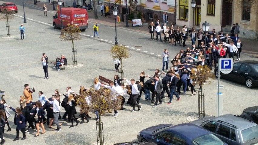 Polonez na Rynku w Koninie