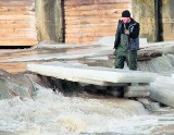 Nowy Targ: zator lodowy na Białym Dunajcu