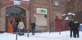 Powiat chełmiński. Zamknęli sklep i trzy szkoły. Pamiętacie, co działo się po katastrofie w hali w Katowicach w 2010 roku?