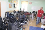 Głogów: Amerykanie rozdali wózki (FOTO)