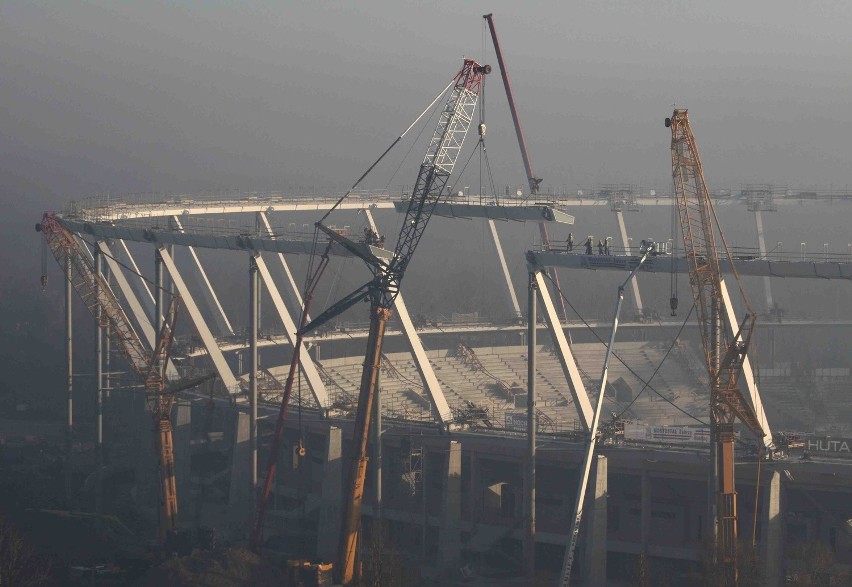 Pierścień zamknięty. Stadion Śląski ma pełny ring [GALERIA]