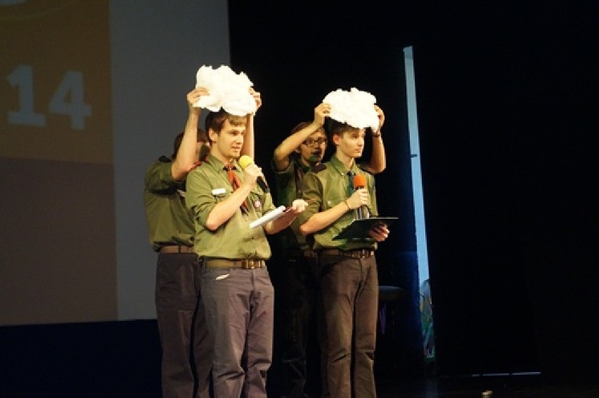 Zuchy na scenie MOK-u w Glogowie