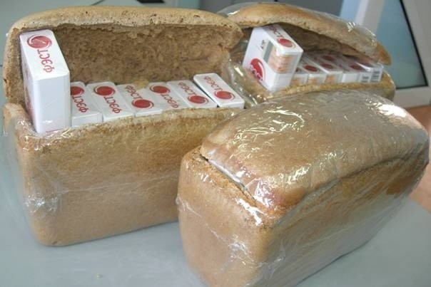 21 paczek w 2 chlebach na przejściu granicznym w...