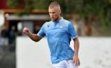 Wychowanek Arki Gdynia Szymon Czyż niespodziewanie zadebiutował w piłkarskiej Lidze Mistrzów. 19-latek zagrał w barwach Lazio Rzym w Brugii