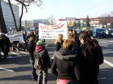 Obrońcy zwierząt protestują przeciwko schronisku w Wojtyszkach