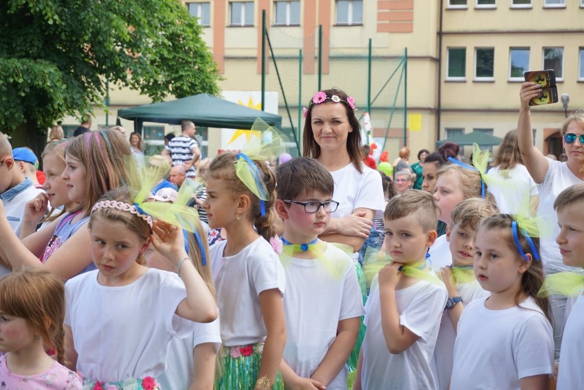 Festyn Rodzinny w Szkole Podstawowej Nr 2 w Kłobucku ZDJĘCIA