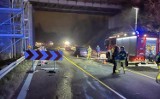 Wypadek na S1 w Sosnowcu. Auto wjechało w betonowe bariery. Korek ma już 4 km
