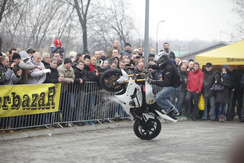 Sosnowiec: Giełda i pokazy motocyklowe w Expo Silesia [ZDJĘCIA i WIDEO]