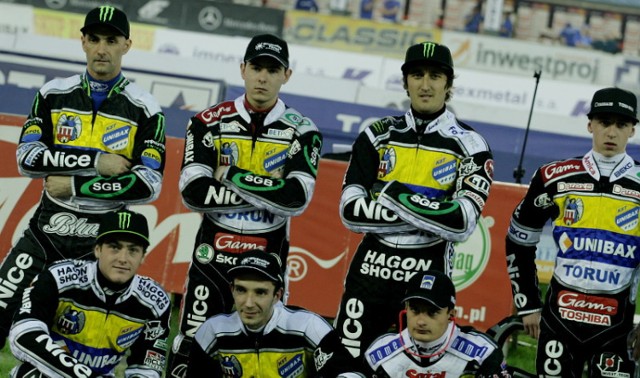 Seniorzy:

Max Fricke - Australia 	
Tomasz Gollob - Polska 	
Chris Holder- Australia 
Wiktor Kułakow - Rosja 
Adrian Miedziński -  Polska 	
Łukasz Przedpełski - Polska 	
Emil Sajfutdinow - Rosja 	
Darcy Ward - Australia 	
Karol Ząbik - Polska 	

Juniorzy*: 	
	
Oskar Ajtner-Gollob - Polska
Oskar Fajfer - Polska 
Dawid Krzyżanowski- Polska
Bartosz Pietrykowski - Polska 
Paweł Przedpełski - Polska 
Paweł Wolender - Polska 

Trener: Jan Ząbik

* - w zestawieniu uwzględniliśmy jedynie 6 juniorów Unibaksu. Toruński klub łącznie ma w szkółce 16 juniorów.

Unibax Toruń - skład