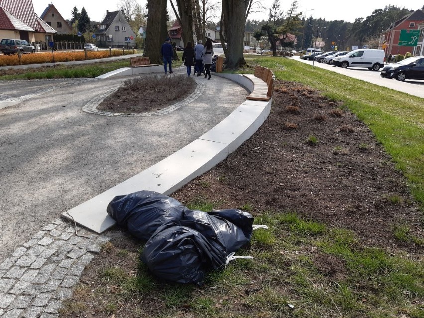 Aleja św. Jerzego wygląda znacznie lepiej. Pracownicy PGK Goleniów zrobili porządek