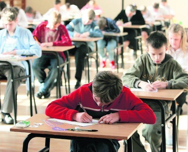 Egzamin nie wpływa na rekrutację, ale ci, co napiszą źle, mogą mieć trudności w gimnazjum