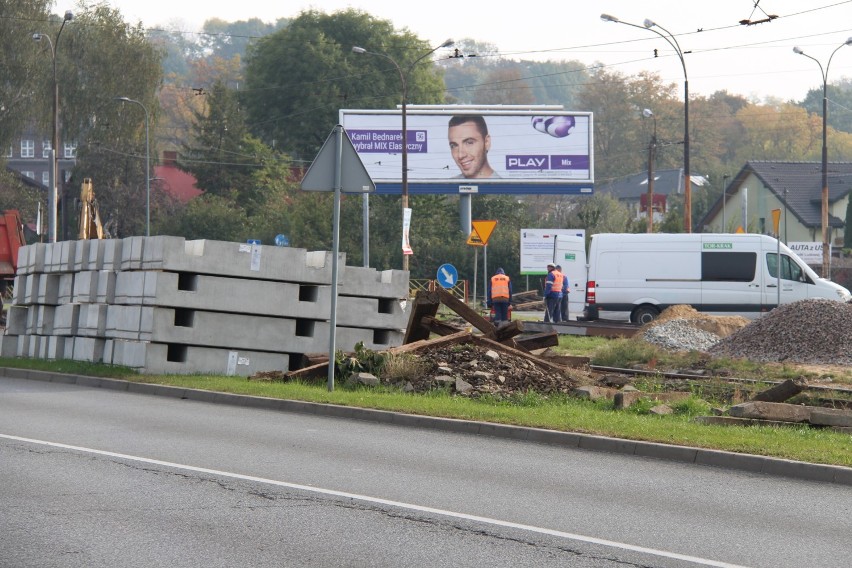 Dąbrowa Górnicza: wymieniają torowisko tramwajowe. Wjazd w Kasprzaka zamknięty ZDJĘCIA 