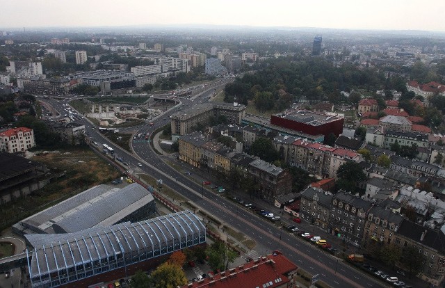 W ogłoszonym przetargu na przebudowę drogi od ronda Mogilskiego do Huty nie ma nic o ścieżce