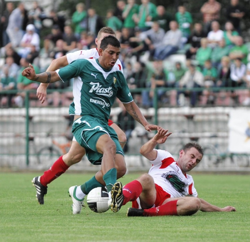 Piłka nożna: Pogoń Oleśnica 1-5 Śląsk Wrocław (ZDJĘCIA)