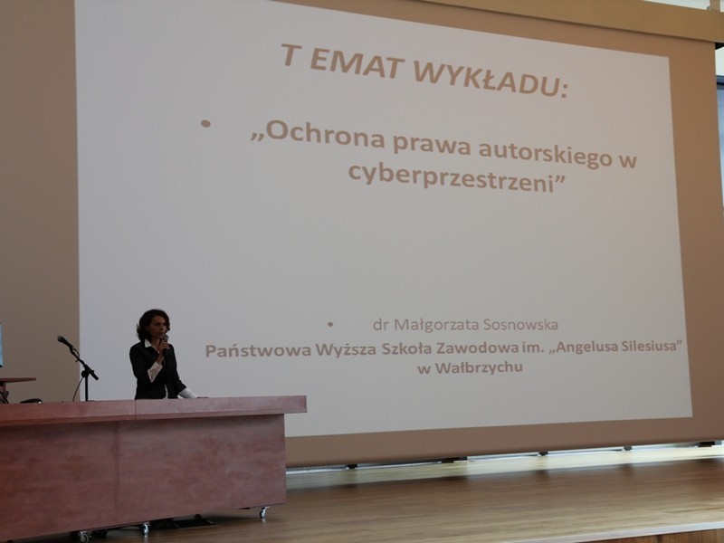 O cyberprzemocy w Wałbrzychu