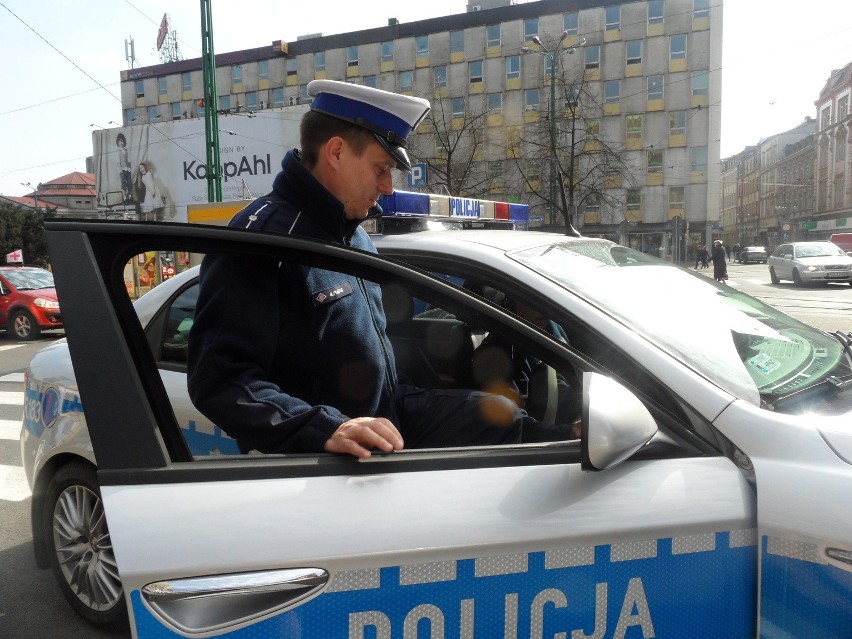 Katowice: Nowoczesna alfa już patroluje drogi w stolicy województwa! [WIDEO]