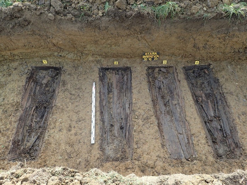 W Starej Bystrzycy odnaleziono mogiły 40 żołnierzy