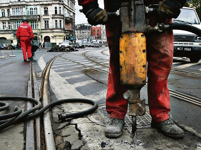 Trzy razy więcej firm chce remontować wrocławskie ulice. A to oznacza, że prace można przeprowadzić taniej