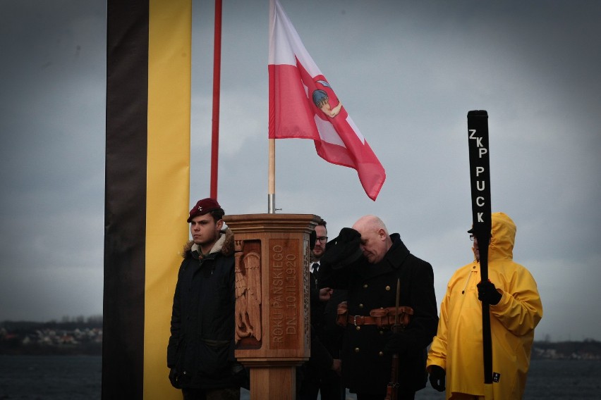 Zaślubiny Polski z morzem (2020): Prezydent Andrzej Duda wygwizdany w porcie w Pucku