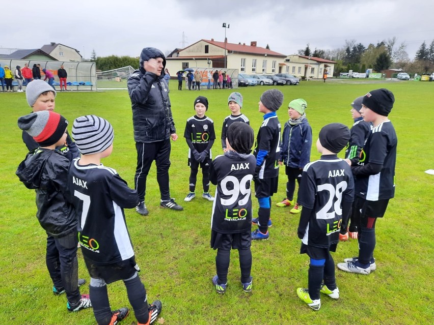 Piłka nożna. W Śmiłowie odbyły się Mistrzostwa Mikroregionu Football Academy. Zobaczcie zdjęcia