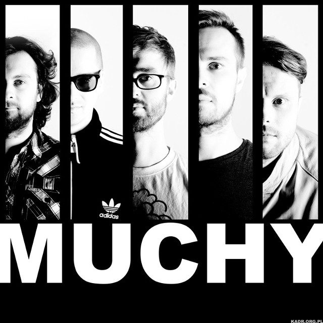 Muchy w składzie: Michał Wiraszko (wokal, gitara), Tomasz Skórka (bas), Damian Pielka (gitara), Krzysztof Zalewski (gitara, śpiew) i Szymon Waliszewski (perkusja)