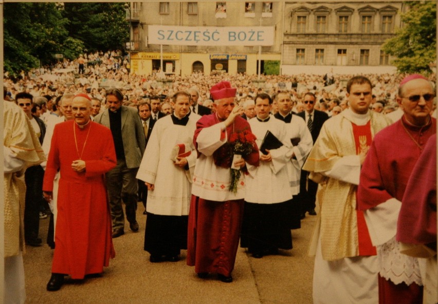 Arcybiskup Damian Zimoń żegna się z wiernymi [ZDJĘCIA]