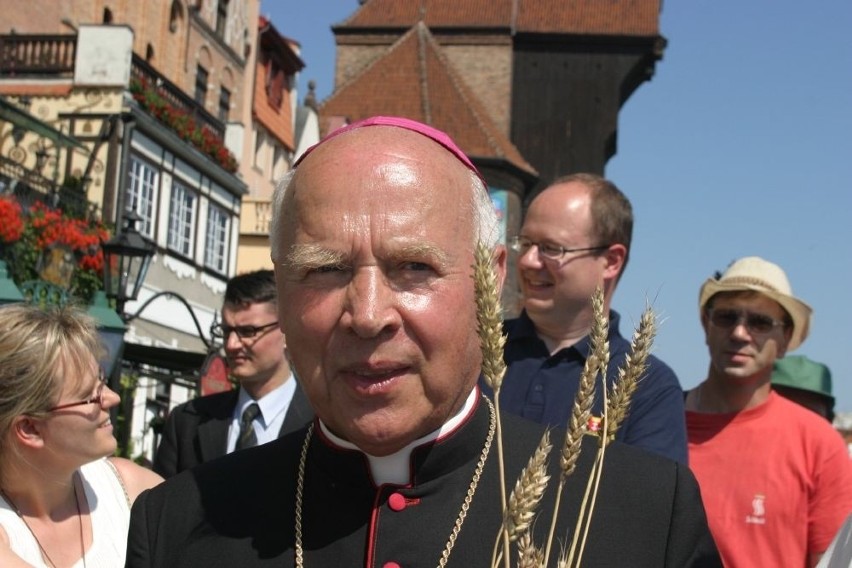 &quot;Nasz&quot; biskup mówi sam o sobie. Wywiad z ks. abp. Tadeuszem Gocłowskim [ARCHIWALNE ZDJĘCIA]
