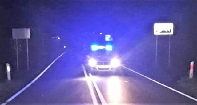 Oświęcimscy policjanci szybko zlokalizowali właściciela pojazdu, który "dachował" w Porębie Wielkiej, a zbiegł z miejsca wypadku.