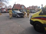Wypadek w Osielsku pod Bydgoszczą. Zderzenie dwóch pojazdów, jedna osoba poszkodowana [zdjęcia]