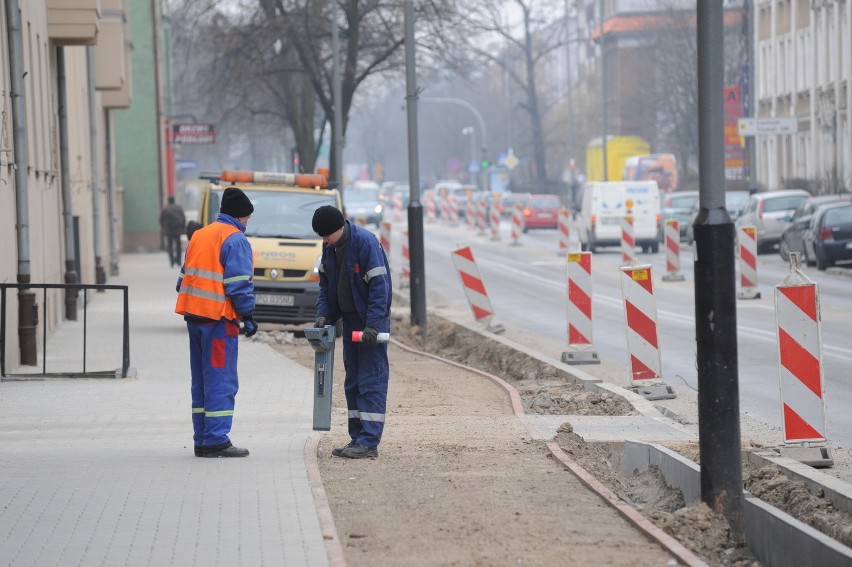 Skutki ostrej zimy odczuwają wszyscy: od robotników, którzy...