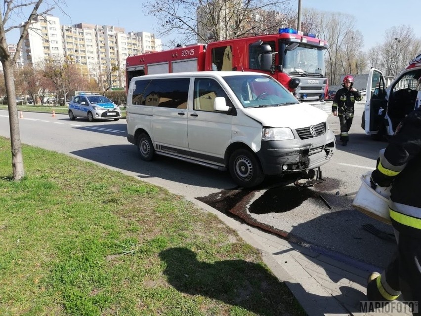 Wypadek na ul. Prószkowskiej w Opolu. Około 10.30 zderzyły...