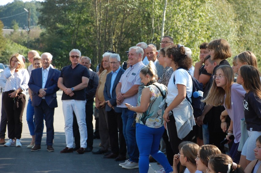 Nowy most na Bednarce w Osobnicy został oficjalnie otwarty