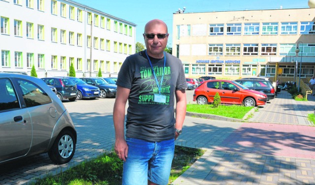 Rafał Potoczny uważa, że szlaban przy wjeździe na parking będzie bardzo dobrym rozwiązaniem