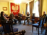 Debata oświatowa w Lublińcu odbyła się, ale bez rozmówców
