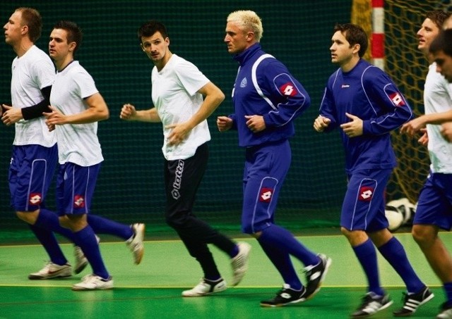 Po miesięcznej przerwie wczoraj piłkarze Ruchu Chorzów rozpoczęli przygotowania do wiosennej rundy