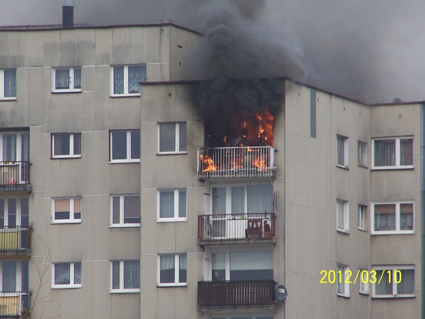 Pożar w Dąbrowie Górniczej: Wstrząsające [ZDJĘCIA INTERNAUTY]
