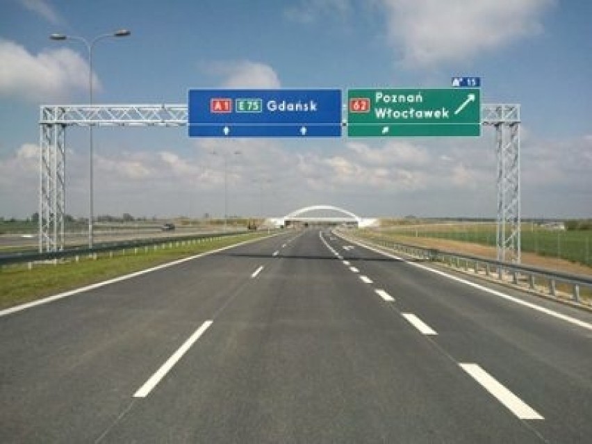 Pożar samochodu na autostradzie A1. Utrudnienia na trasie Włocławek - Ciechocinek