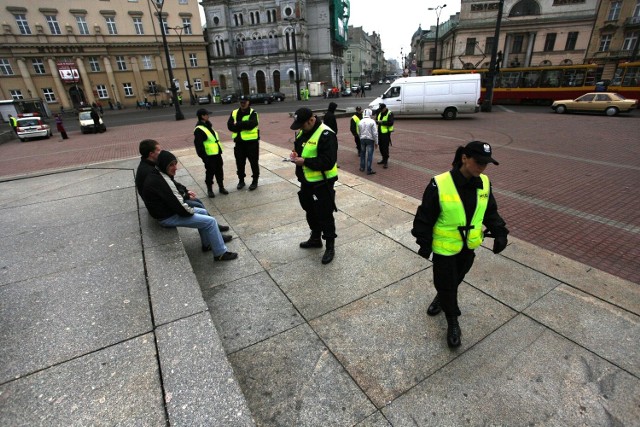 Policja spisywała wszystkich zgromadzonych na Placu