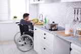 NIK: Brakuje mieszkań dla osób z niepełnosprawnościami. Miasta próbują to zmienić, ale mają za mało pieniędzy
