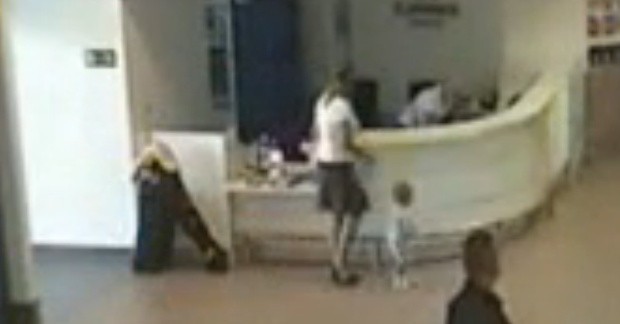 Sąd: Kurator dla rodziny dwulatki pozostawionej na lotnisku w Pyrzowicach