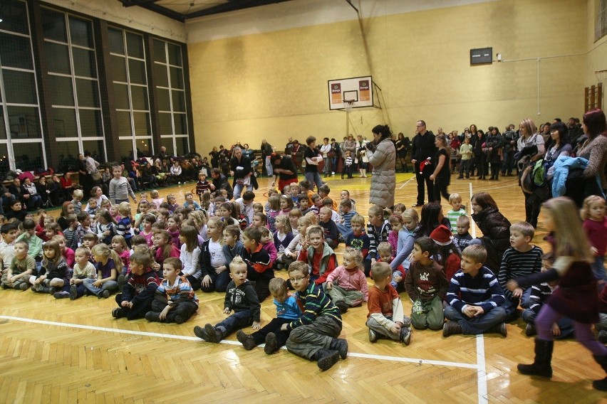 200 dzieci z dzielnicy Północ odwiedził Mikołaj