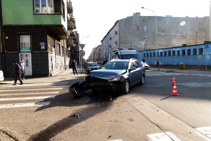 Wypadek na skrzyżowaniu Lipowej i 1 Maja