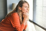 9 objawów, które wskazują na początek menopauzy