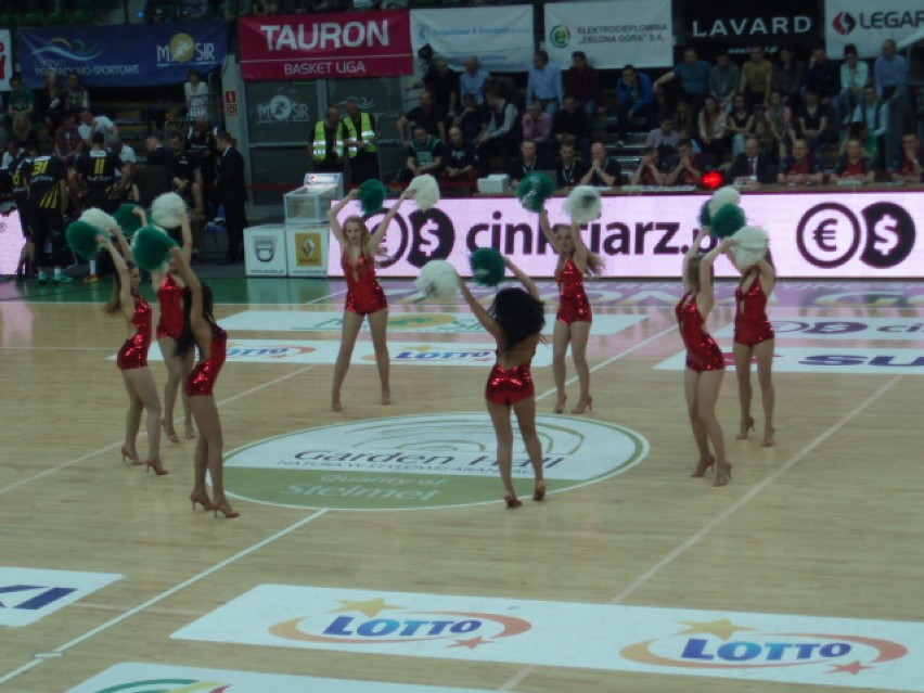 Cheerleaders Zielona Góra w meczu z Treflem Sopot